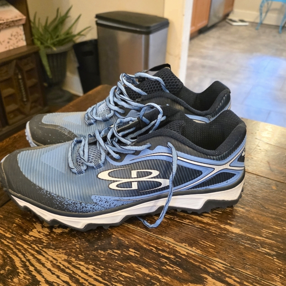 Men's Athletic Training Shoes - Gray & Light Blue Turf Shoes